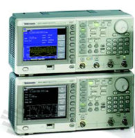 Tektronix AFG3021B 任意波形/ 函数发生器