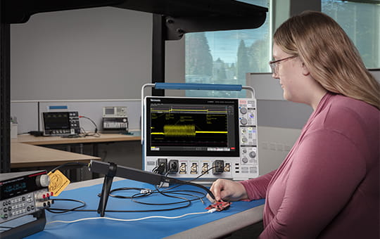 在低功耗设计中,以纳秒和微安为单位进行电流测量