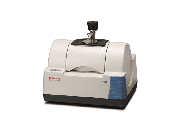 Thermo Fisher Nicolet iS5 FT-IR 光譜儀